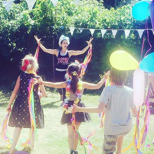 Dance with YaniFit Kids